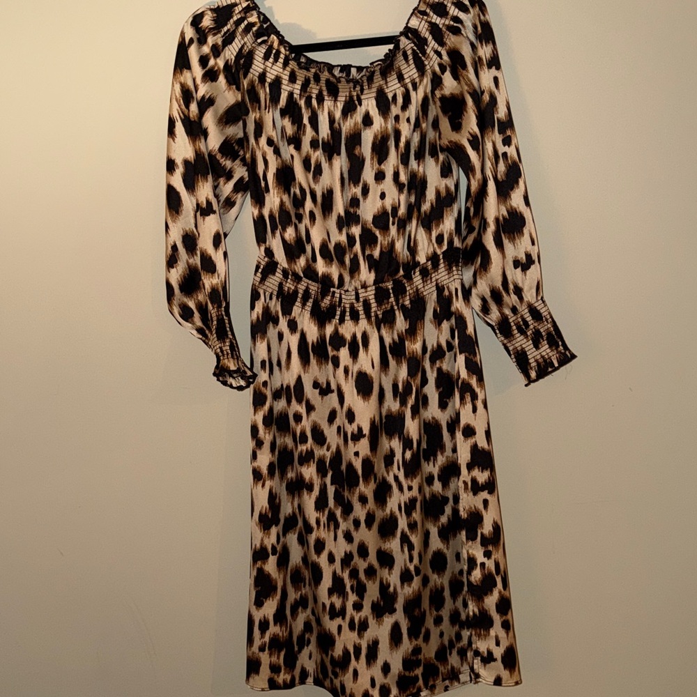 White House Black MarketLeopard Print Off-Shoulder Midi Dress Size Medium
